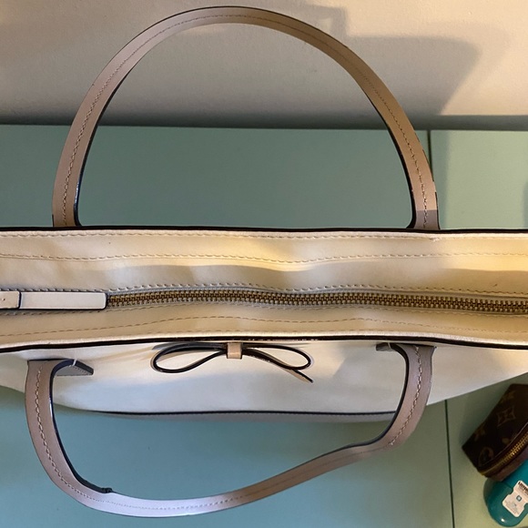 SOLD Kate Spade Purse - Picture 6 of 6